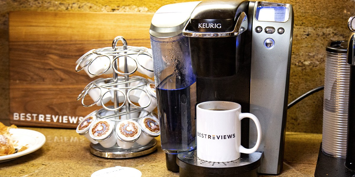 Keurig coffee maker  on kitchen counter with K-cups