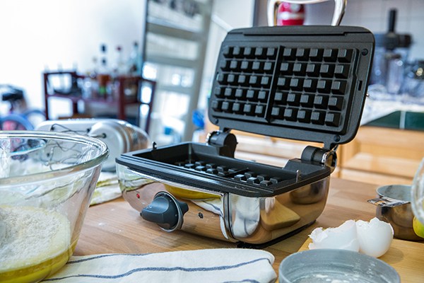 MyKeto Kitchen Chaffle Electric Personal Waffle Maker, Sage