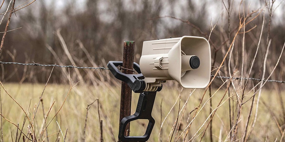 FoxPro X-Series hanginf on fence